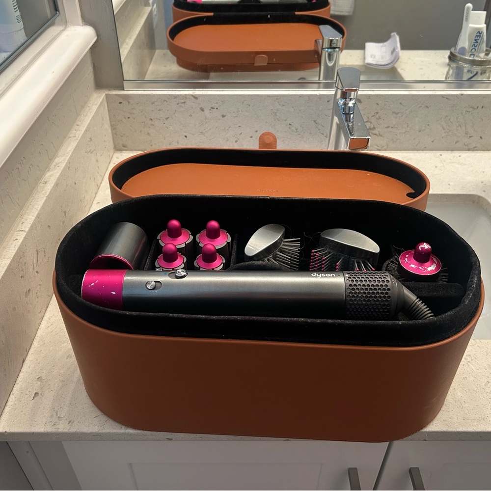 Dyson Hair Accessories Set - Pink and Black